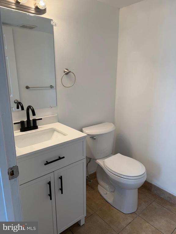 Building Photo - 2514 St James Church Rd