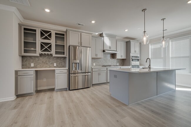 Building Photo - 6027 Towering Oaks Dr