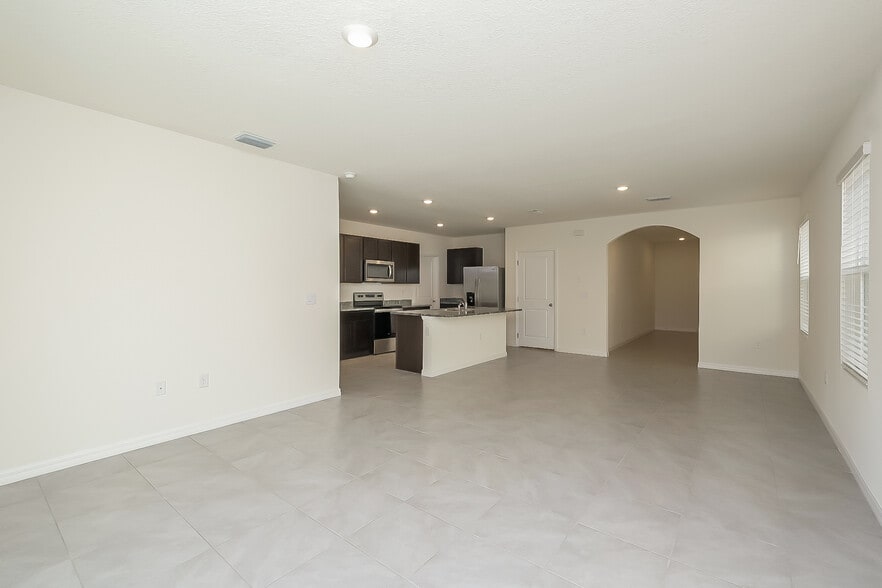 Building Photo - 7560 Cypress Walk Dr