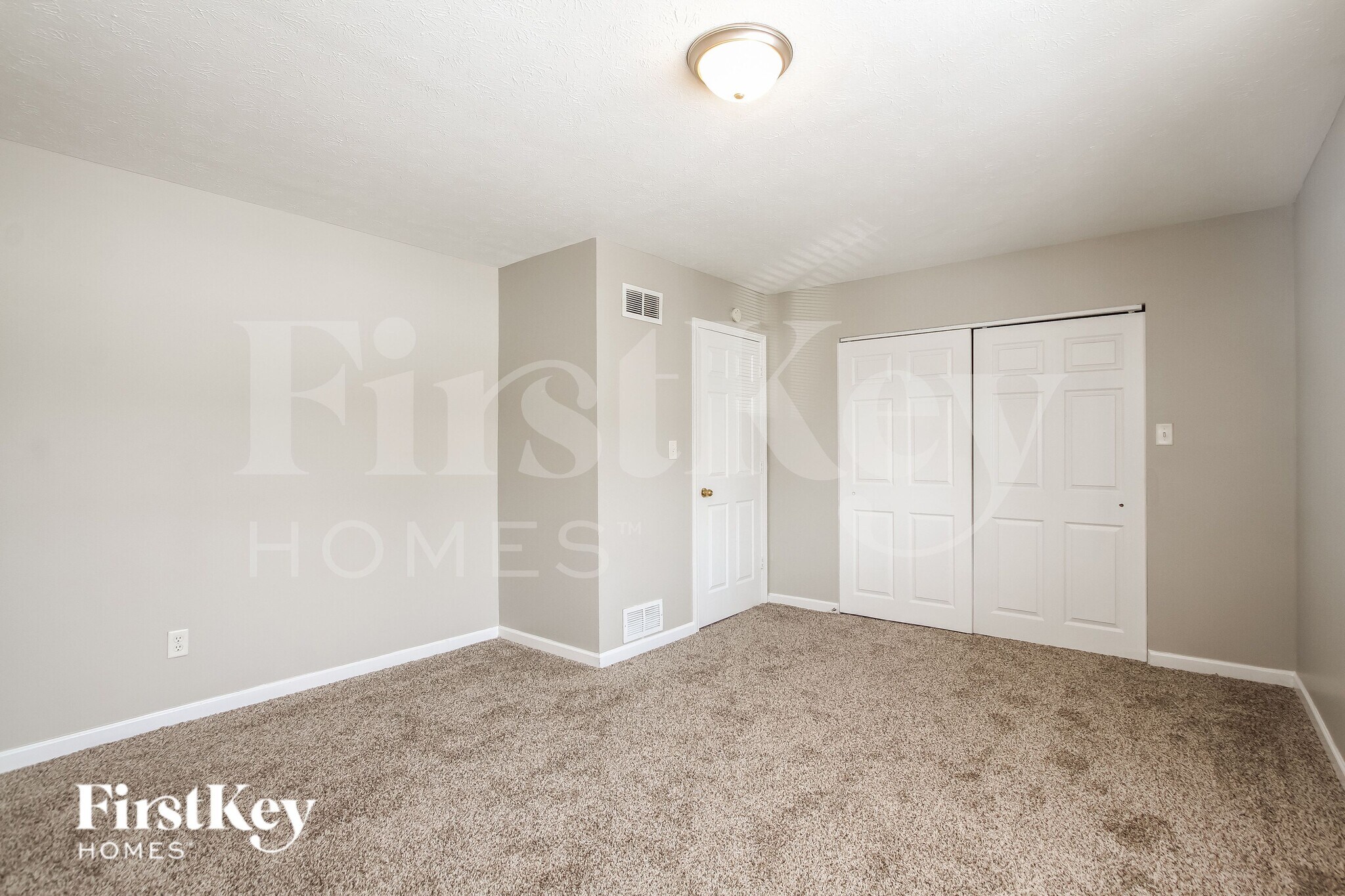 Building Photo - 2856 N Boehning St