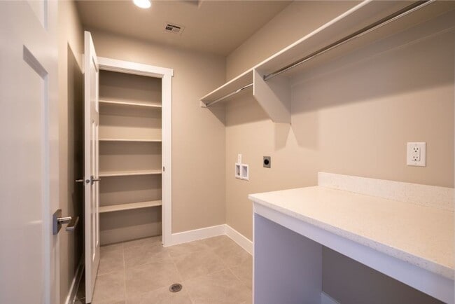 Building Photo - Amazing views! Like New 3 bedroom, 2.5 bath townhome, 2 car garage