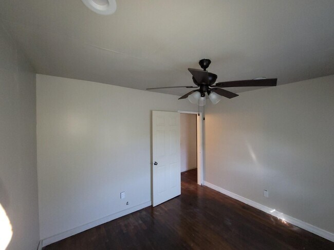 Building Photo - 2425 8th Ave