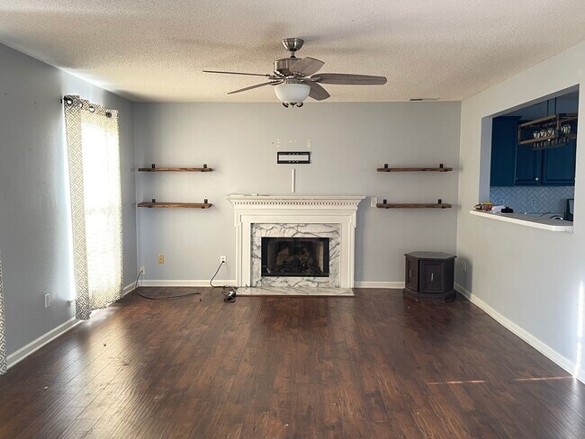 Building Photo - 4004 Arnst Way