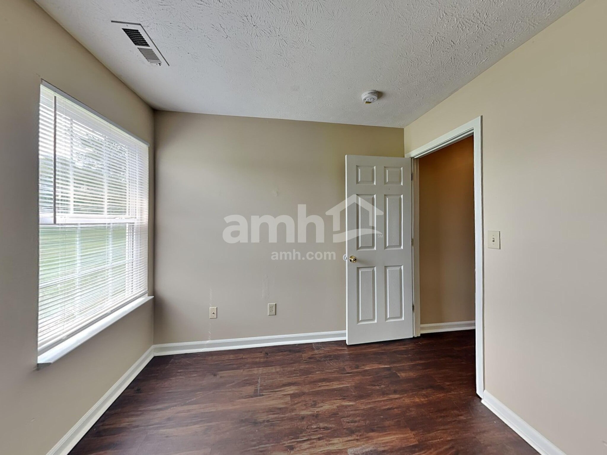 Building Photo - 8103 Chesterhill Ln