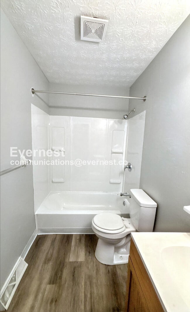 Building Photo - 3415 Bremen St