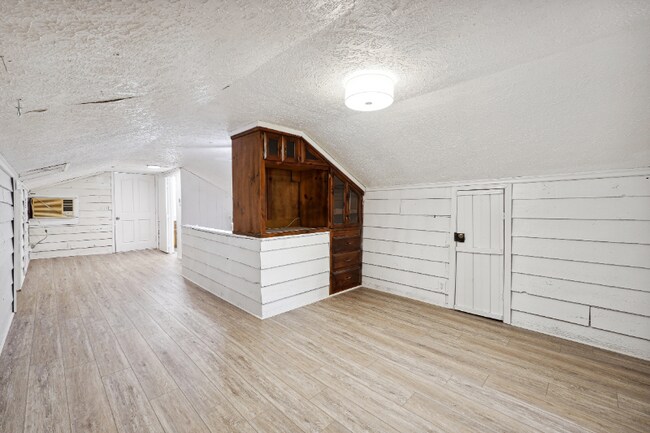 Building Photo - 1247 Wooten Dr