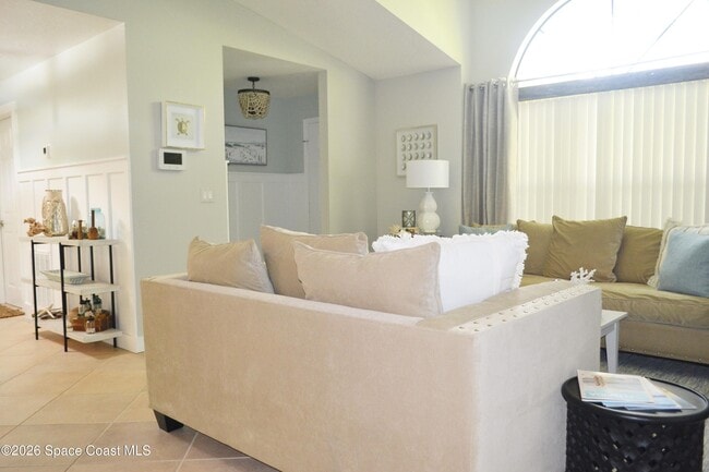 Building Photo - 6845 Angeles Rd