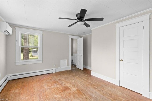 Building Photo - 149 Beach Rd