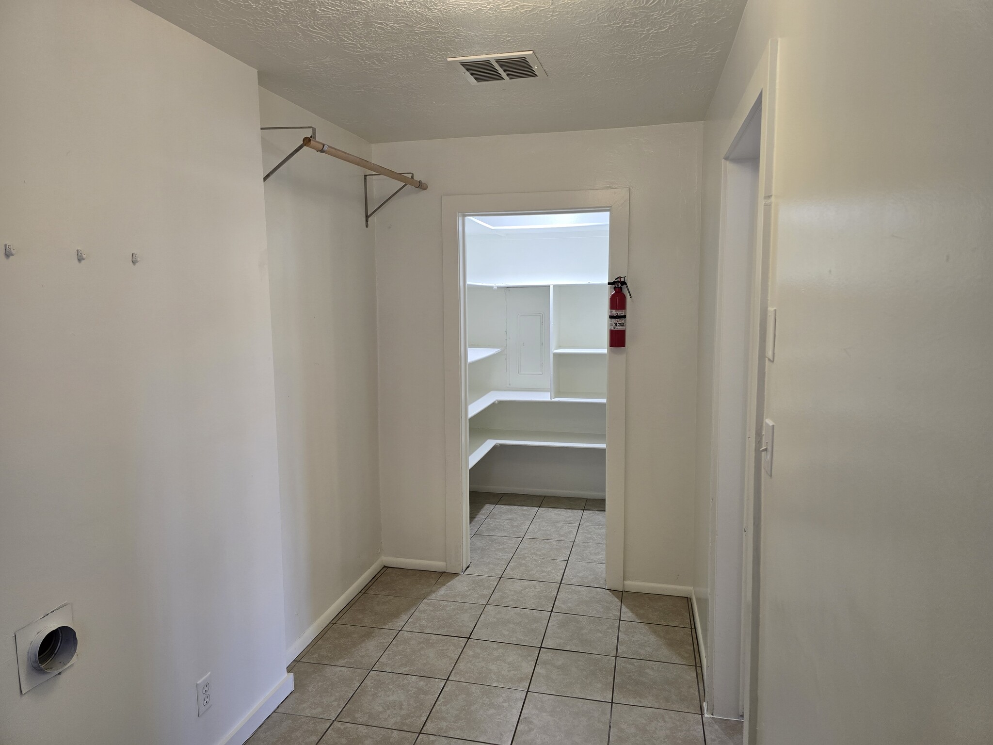 Laundry/Pantry - 549 E 500 S