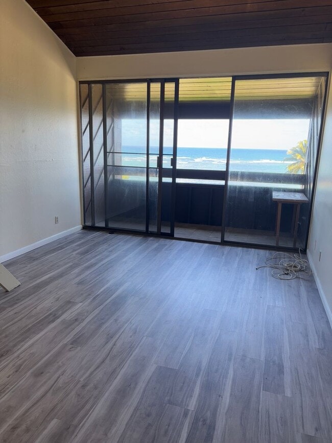 Building Photo - Makaua Village - Kaaawa - 1 Bdrm/1 Bath/1 Prkg - $2,100