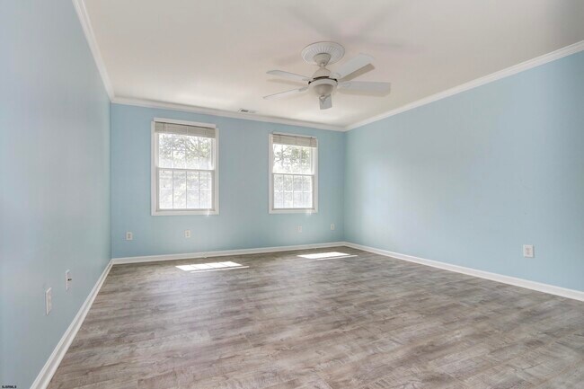 Building Photo - 113 Lighthouse Ln