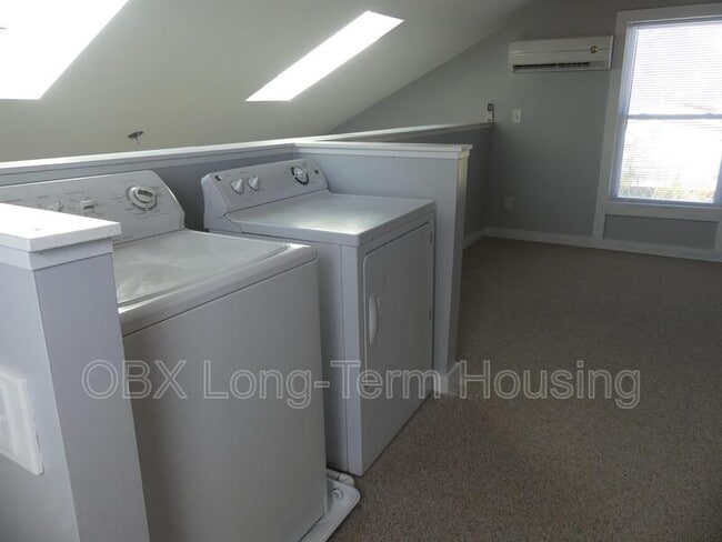 Building Photo - 111 Faris Dr