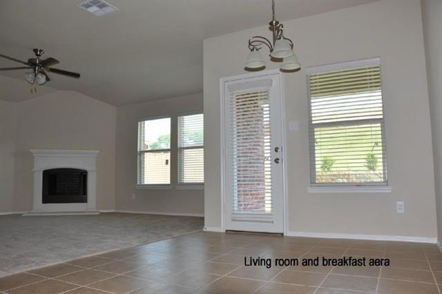Building Photo - 1121 Evers Dr