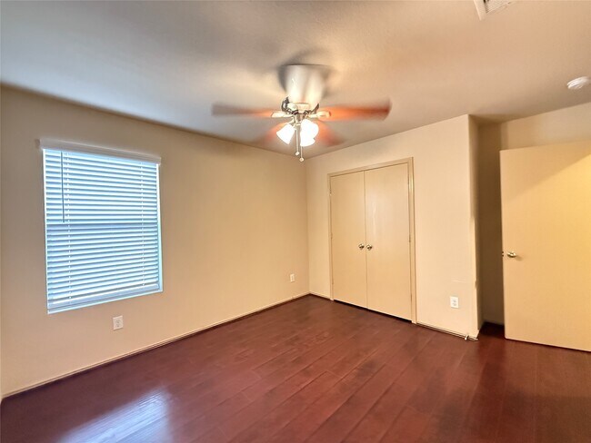 Building Photo - 24210 Silversmith Ln