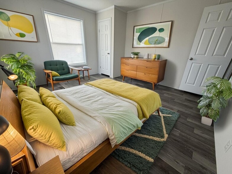 Building Photo - 15323 Enchante Dr