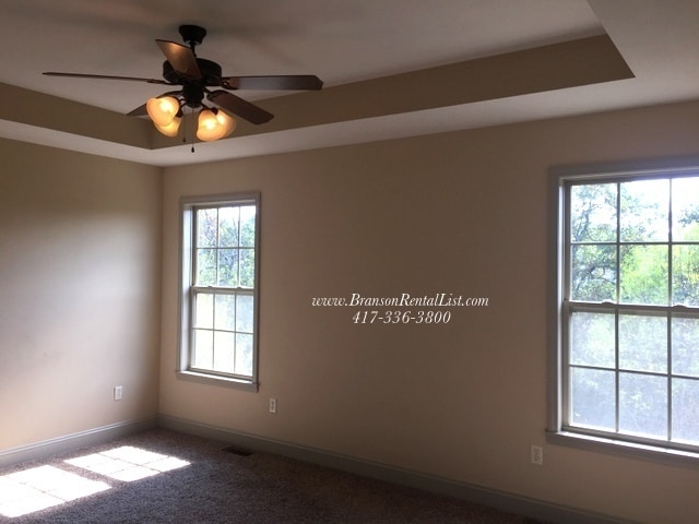 Building Photo - Fresh New Look - 4BR 21/2 Bath