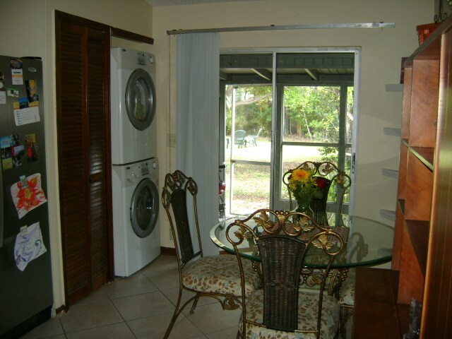 Building Photo - 12389 Antonio Cir