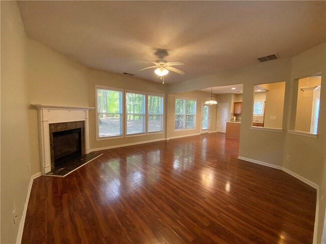 Building Photo - 3367 Harvest Ridge Ln NE
