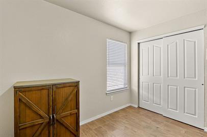 Building Photo - 4-Bedroom with 2 Full Baths in Northeast, El Paso!
