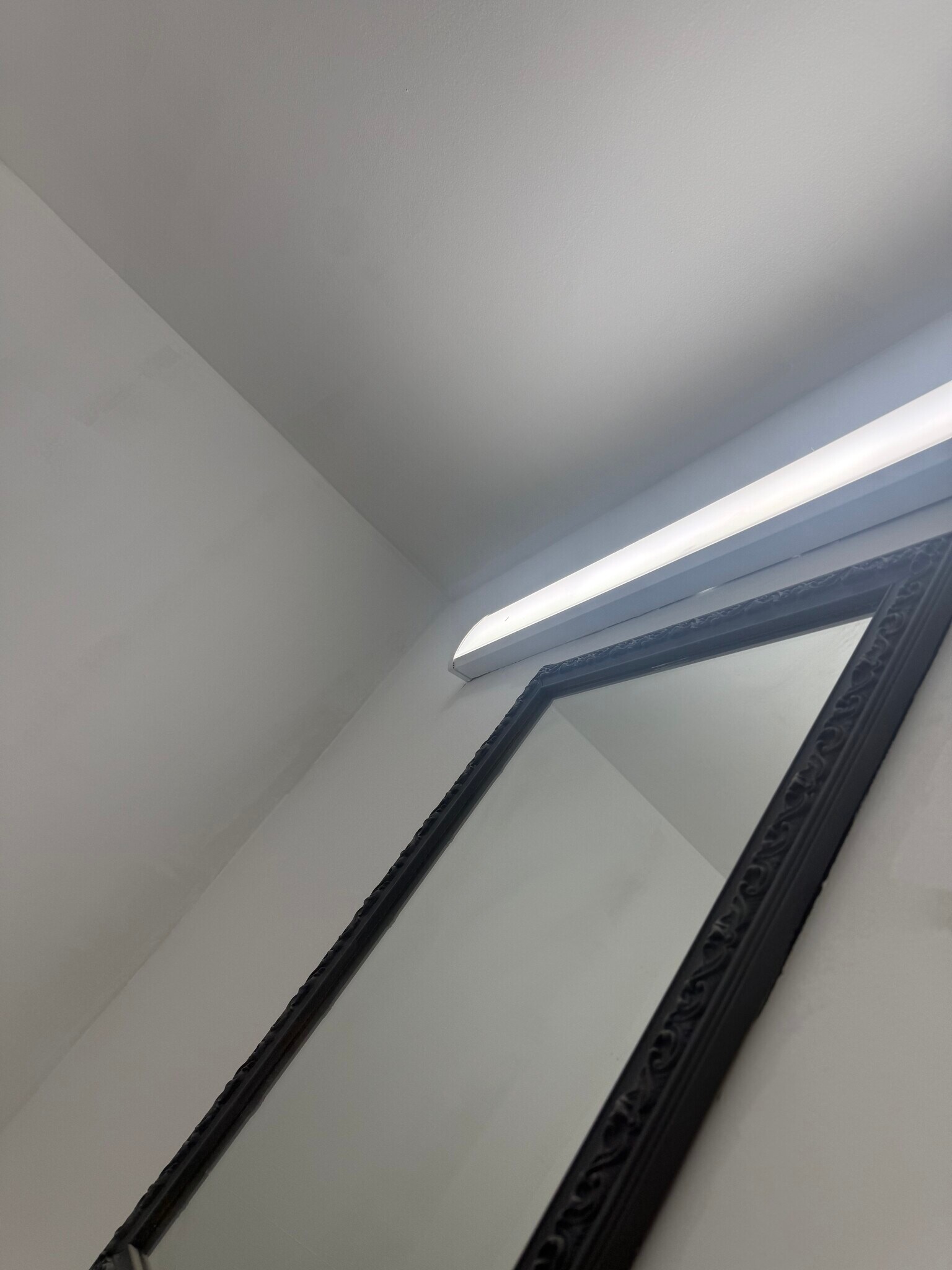 Building Photo - 115 W Johnson St