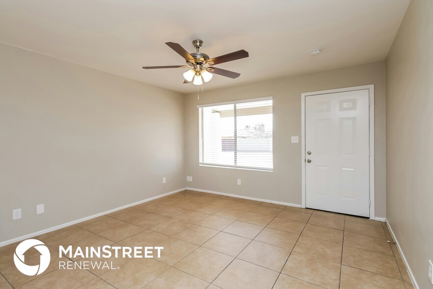 Building Photo - 1509 S Cochise