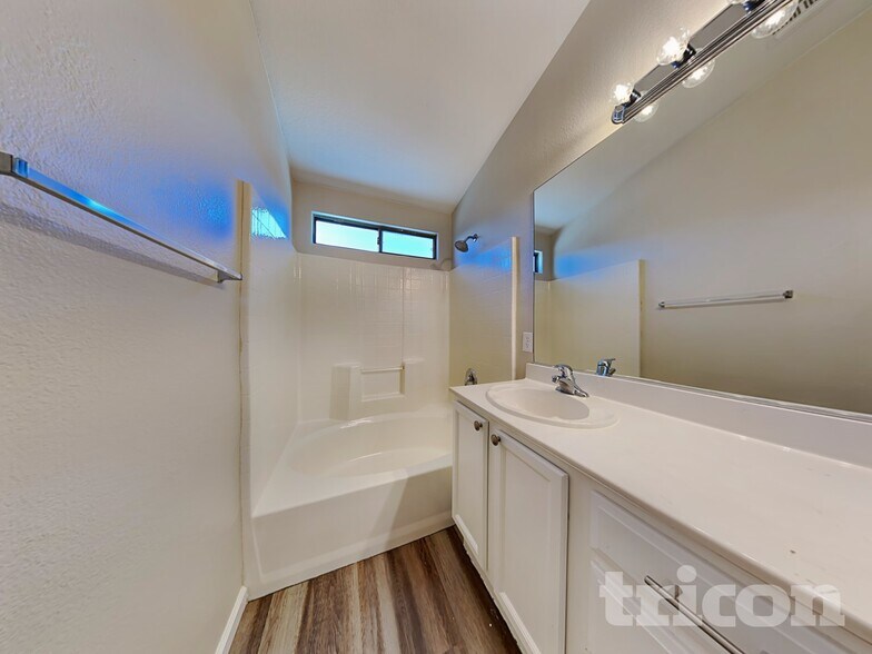 Building Photo - 5737 N Copper Sun Ct