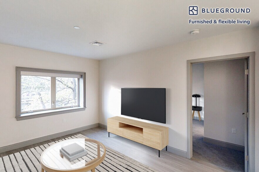 Building Photo - 735 Truman Pkwy