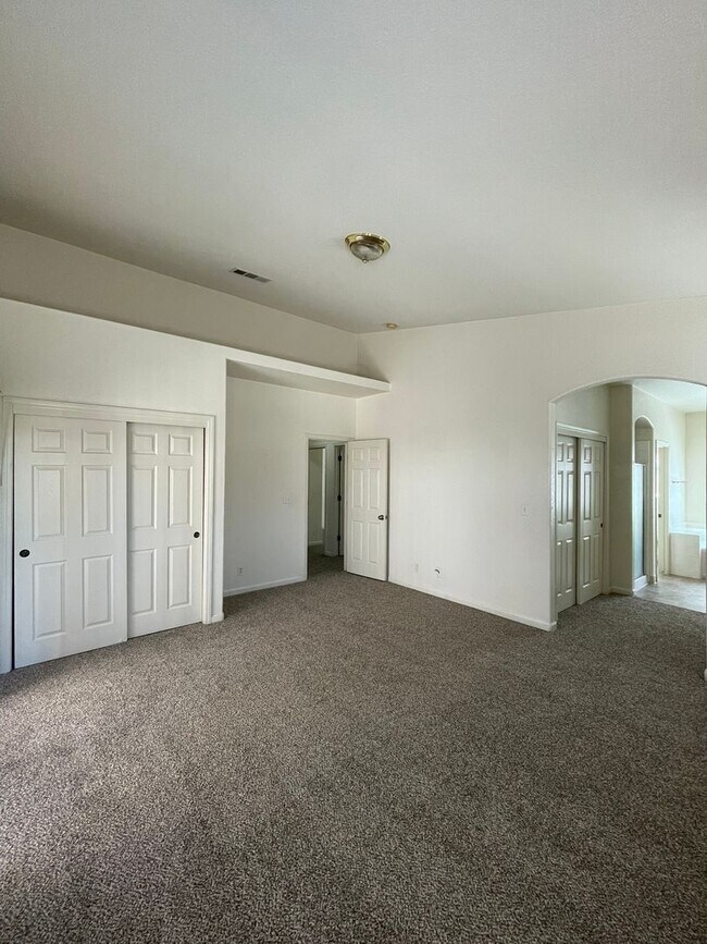 Building Photo - 757 Petit Sirah Ct