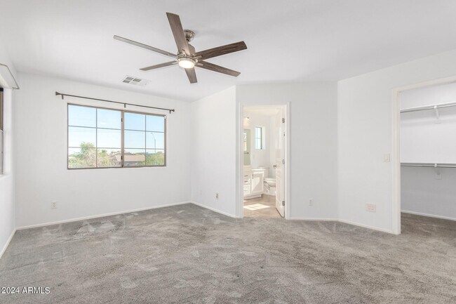 Building Photo - 15315 W Wethersfield Rd