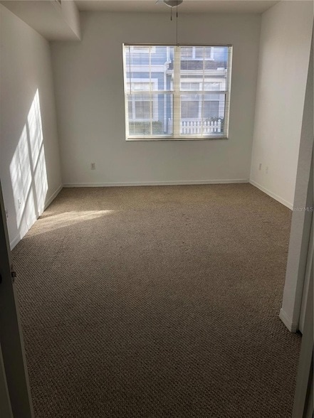 Building Photo - 4004 Venetian Bay Dr