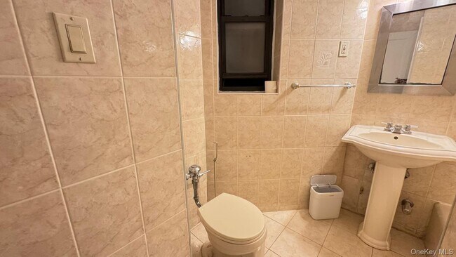 Building Photo - 65-35 108th St