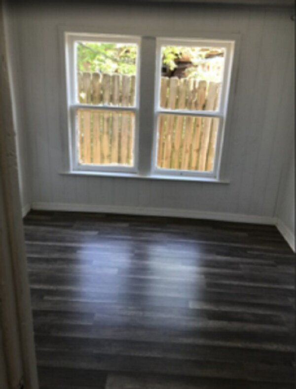 Building Photo - 25 S Peninsula Dr