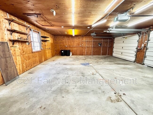 Building Photo - 616 Sandy Hill Rd