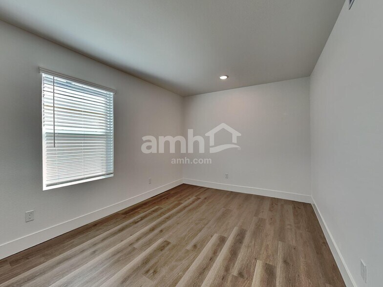 Building Photo - 8095 Braavos Peninsula Ave