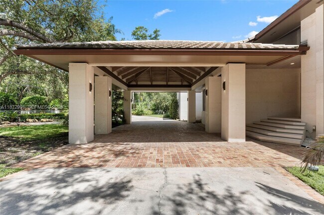 Building Photo - 6190 SW 102nd St