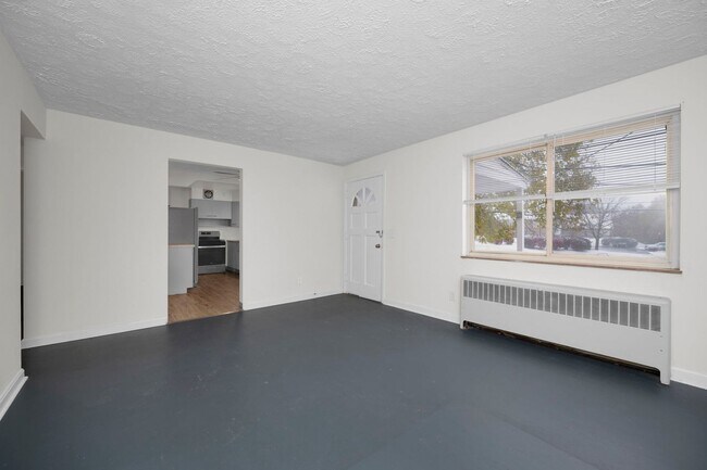 Building Photo - Green Twp- Cozy 2 Bed 1 Bath