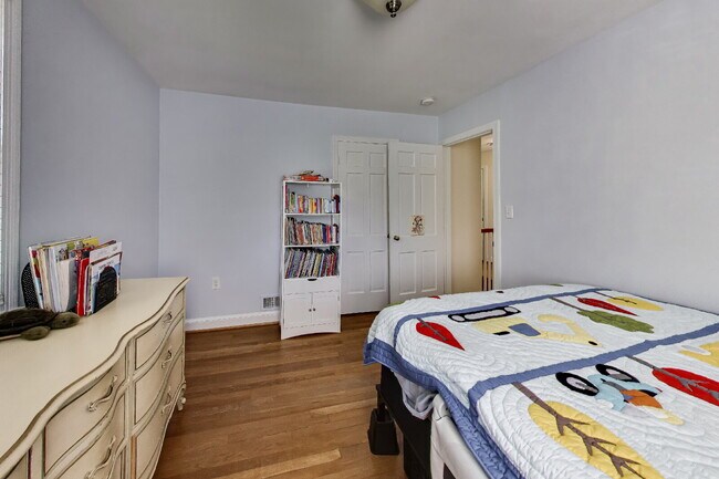 Building Photo - Beautiful Brick Home in the Heart of Chevy Chase