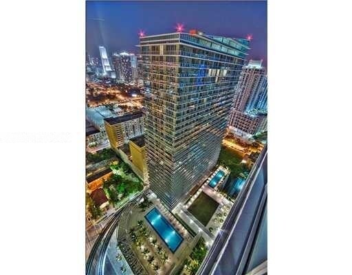 Building Photo - 79 SW 12th St