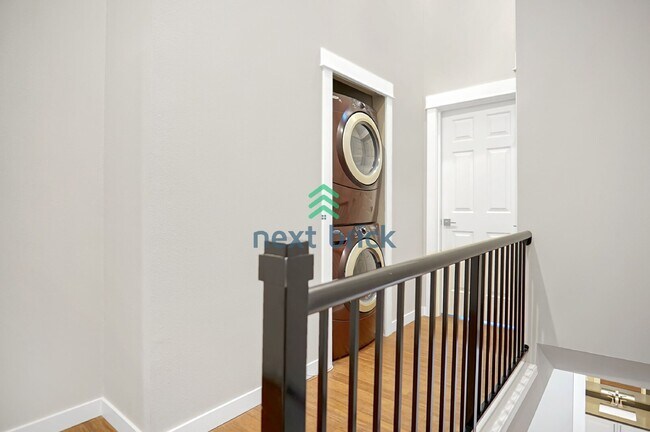 Building Photo - "Charming 2-Bed, 2.5-Bath Retreat in Bothell - Spacious 1157 Sq Ft Haven!"
