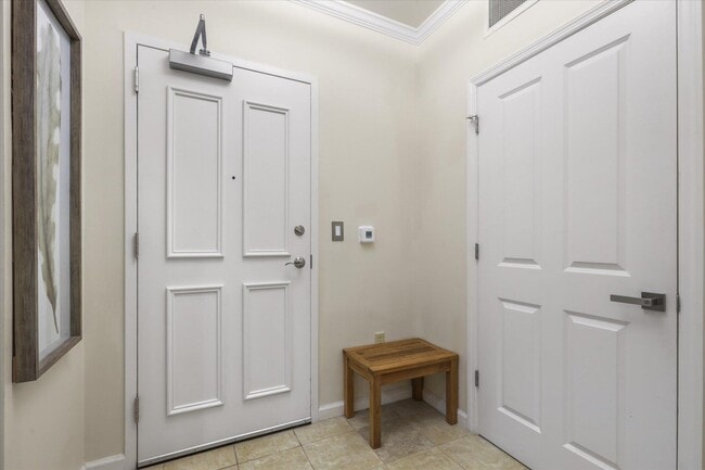 Building Photo - 121 N Monroe St