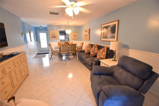 Building Photo - 2750 Emory Dr W