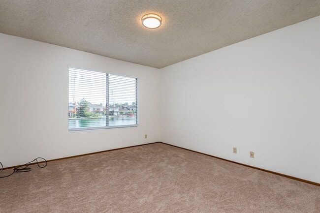 Building Photo - Harborside Waterfront 4 Bed/2.5 Bath Townhouse in Foster City