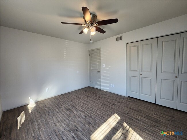 Building Photo - 362 Lockener Ave