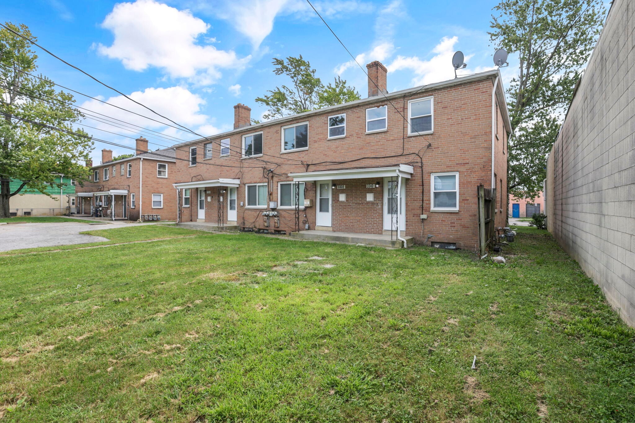 Building Photo - 3340 Sullivant Ave