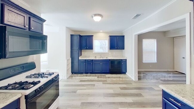 Building Photo - 1107 S Maxey St