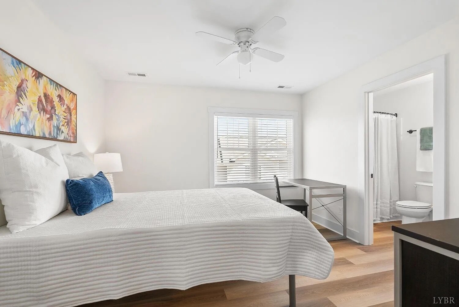 Building Photo - 1600 Wards Ferry Rd