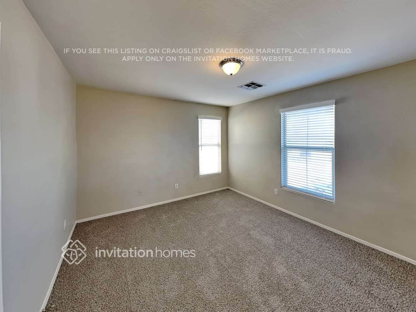 Building Photo - 424 N 66th Ave