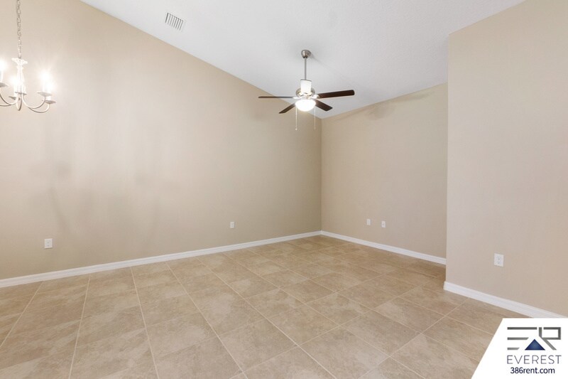 Building Photo - 3 Slumber Path