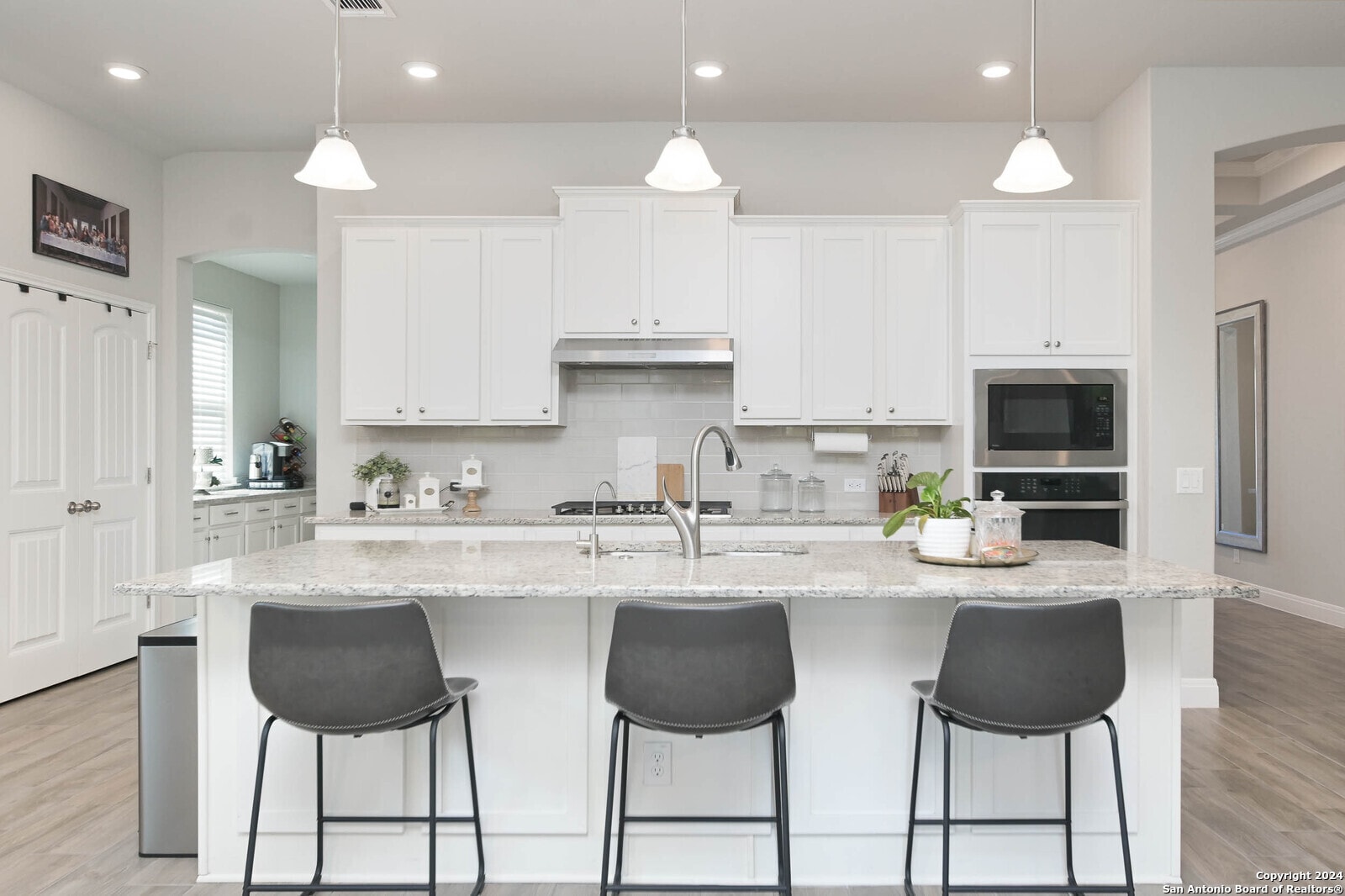 Building Photo - 446 Scenic Lullaby