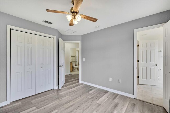 Building Photo - 12052 Jade Ave